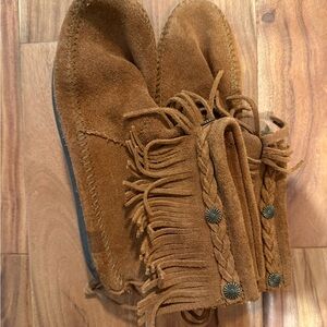 Minnetonka Brown Suede Footwear